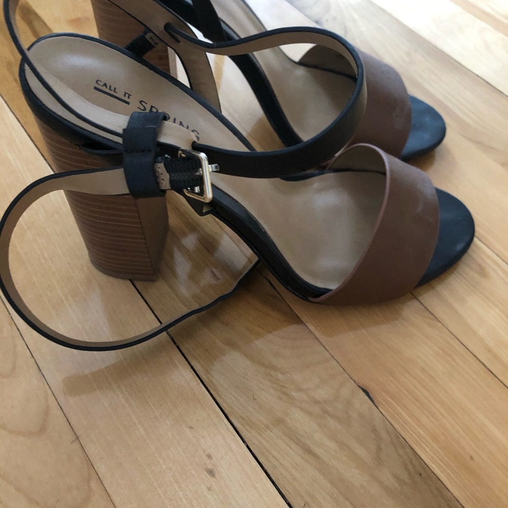 High heels sandals